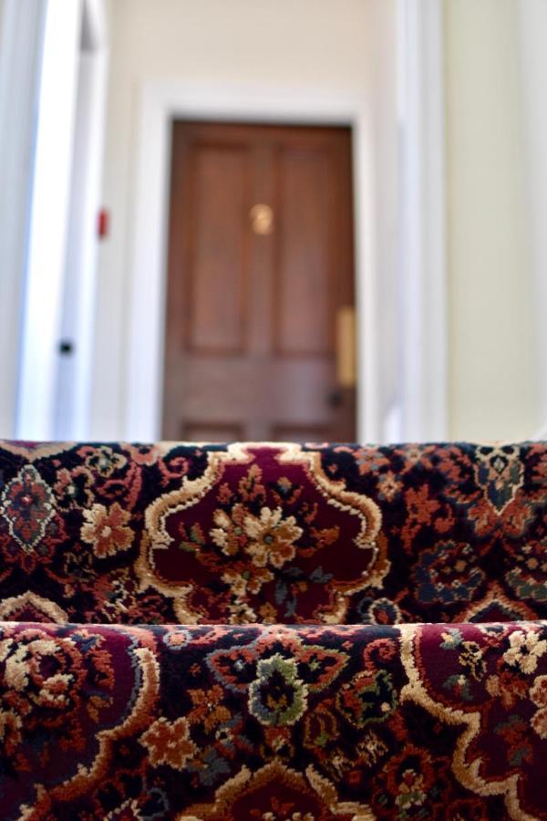 Witchingham B&B Holyhead Dış mekan fotoğraf